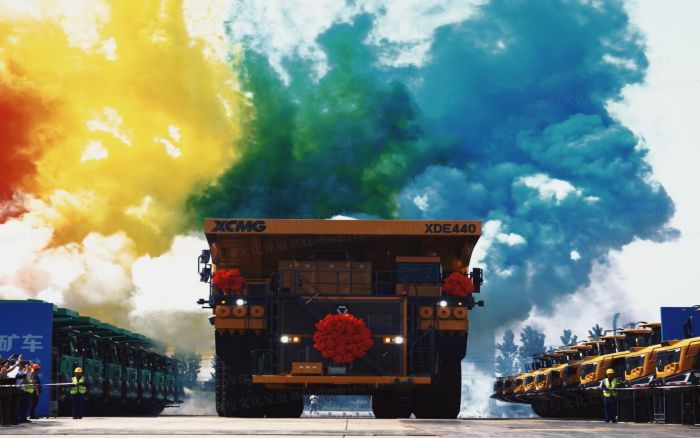 【國(guó)際化】批量交付歐洲！徐工150噸級(jí)礦車馳騁塞爾維亞