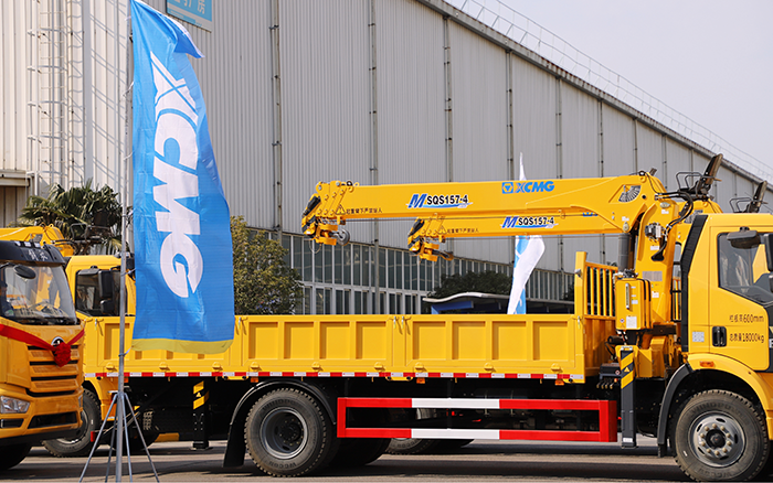助力城市建設新征程！徐工隨車起重機M SQS157-4批量發(fā)車 